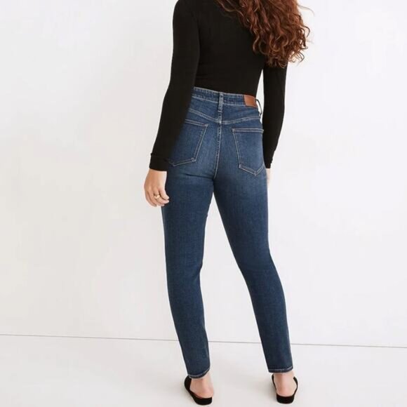 Madewell Petite Curvy High-Rise Skinny Jeans in Lanette Wash - Picture 11 of 12
